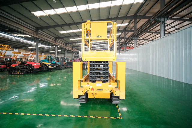 Dc Motor Type 5.9m 10m Self Propelled Scissor Lift