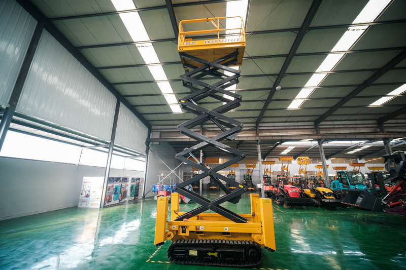 Dc Motor Type 12m 4.5m Self Propelled Scissor Lift