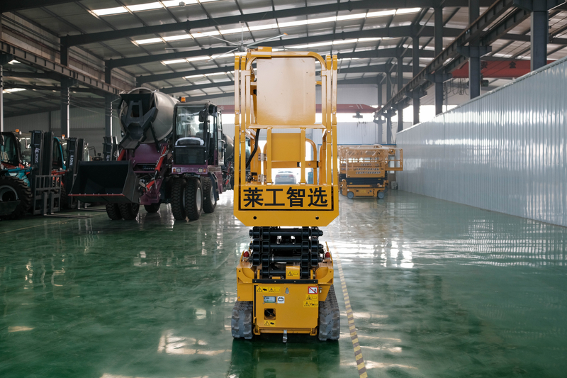 Dc Motor Type 7.8m 5.9m Self Propelled Scissor Lift